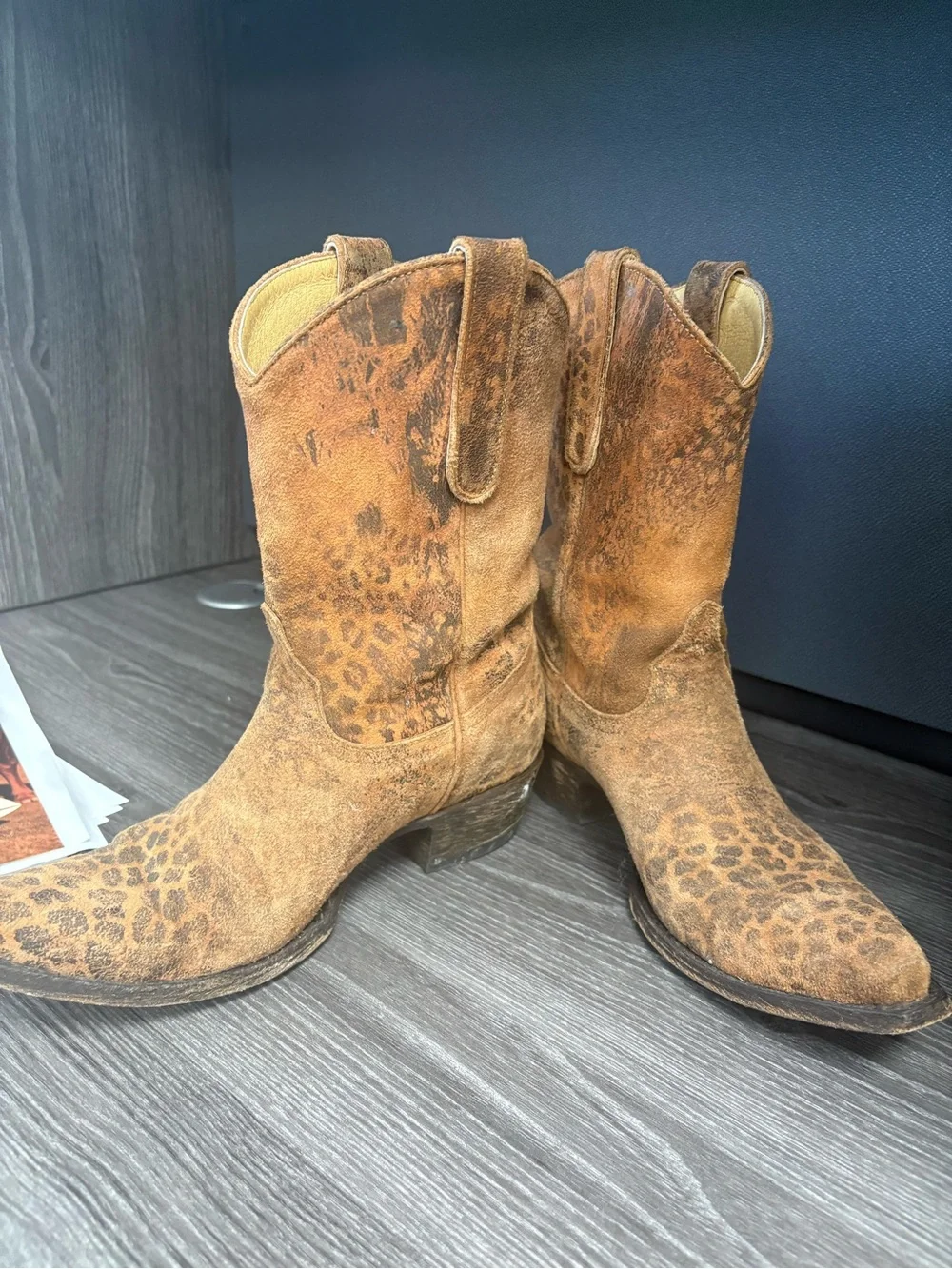 Leopard Print Suede Cowboy Boots - Brown Yipee by Old gringo size 9 - Picture 2 of 3